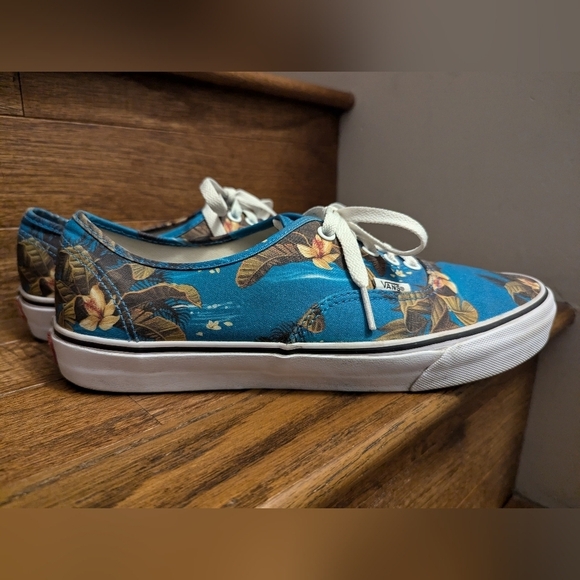 VANS 2015 Triple Crown of Surfing Limited Edition sneaker Men's 10.5-Women's 12 - Picture 5 of 9